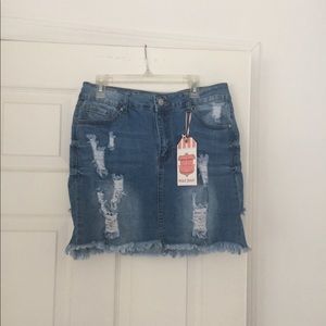 NWT distressed denim light wash skirt